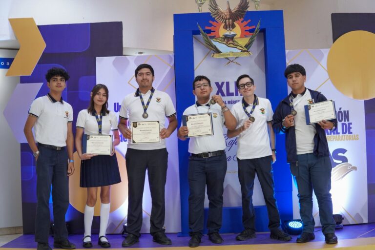 ¡Disciplina y pasión! Inspiran jóvenes bachilleres de la UAS con historias de éxito y excelencia